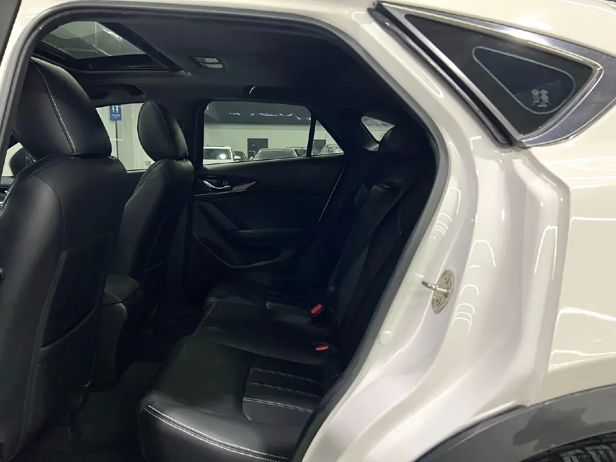2021 Mazda CX-4 2.0L 158HP L4 6AT,autocango,china used car exporter,china ev exporter,chinese used car exporter,chinese used ev exporter
