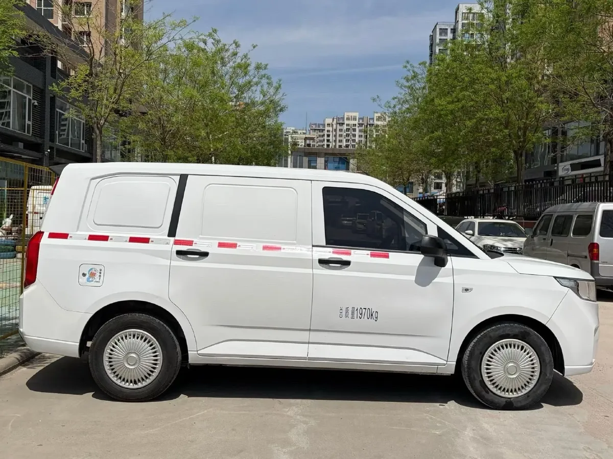2019 WuLing HongGuang Plus 1.5T 147HP L4 6MT,autocango,china used car exporter,china ev exporter,chinese used car exporter,chinese used ev exporter