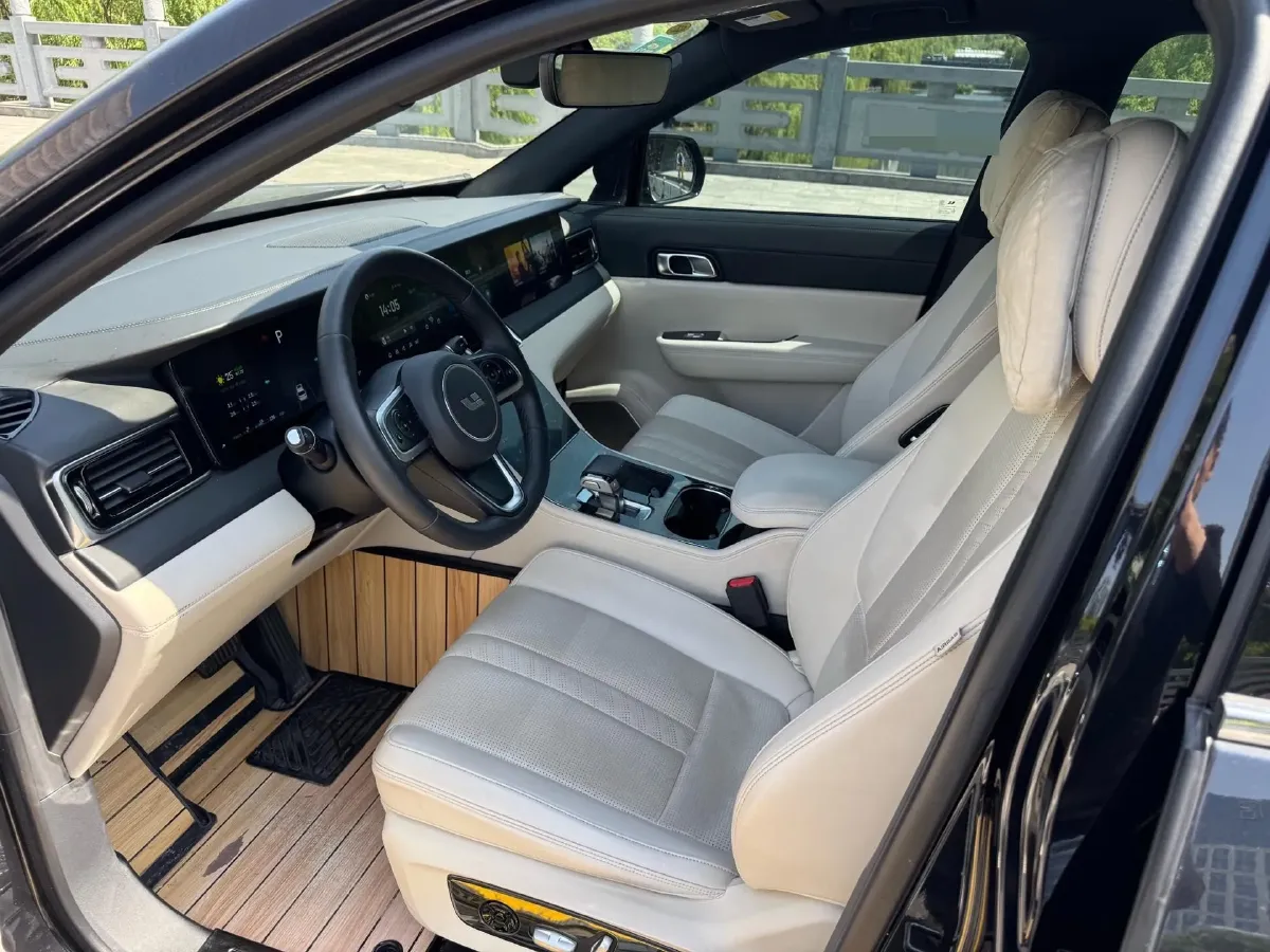 2020 Li ONE Range Extended 131HP REEV 40.5KWH,autocango,china used car exporter,china ev exporter,chinese used car exporter,chinese used ev exporter