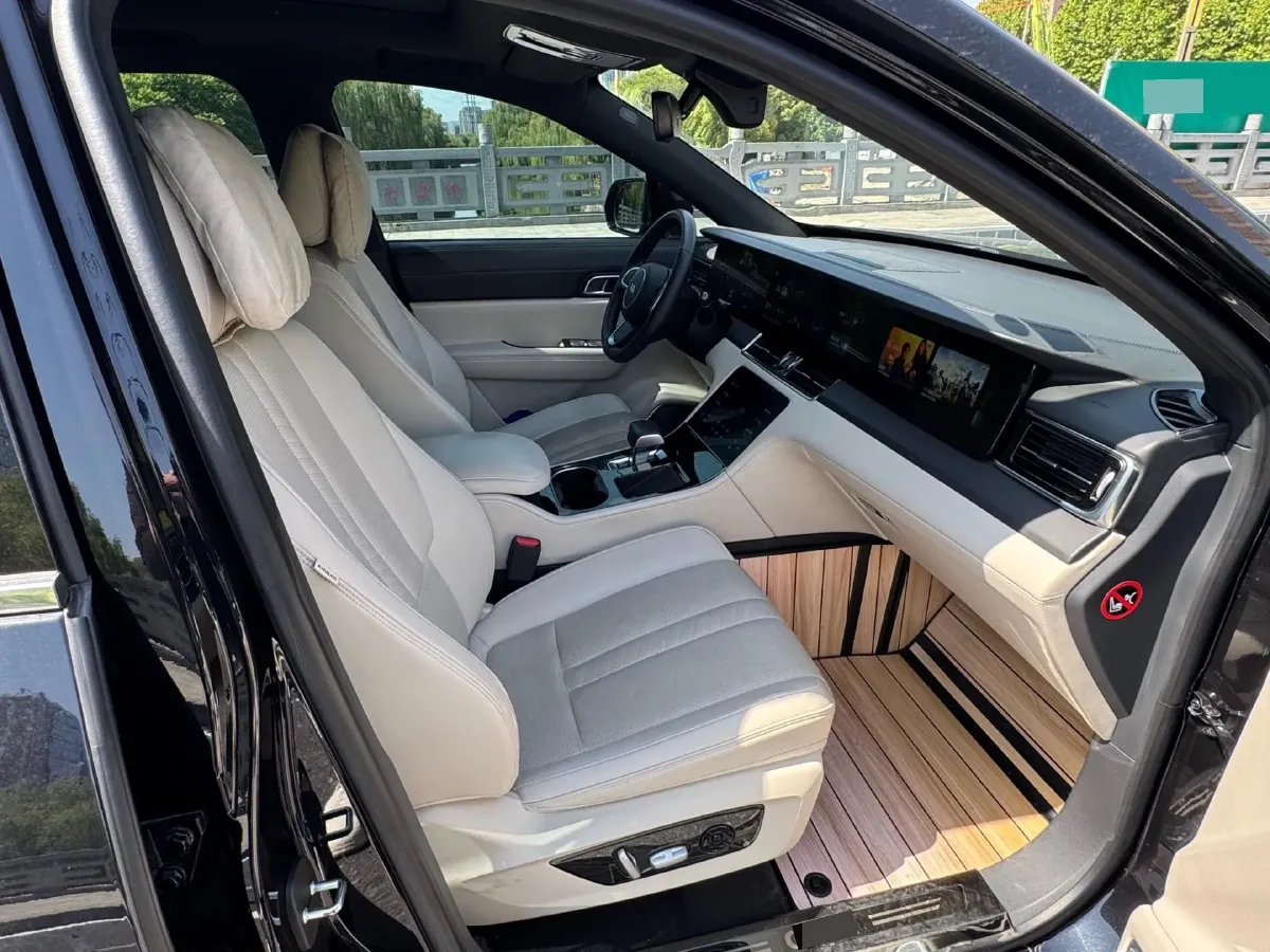 2020 Li ONE Range Extended 131HP REEV 40.5KWH,autocango,china used car exporter,china ev exporter,chinese used car exporter,chinese used ev exporter
