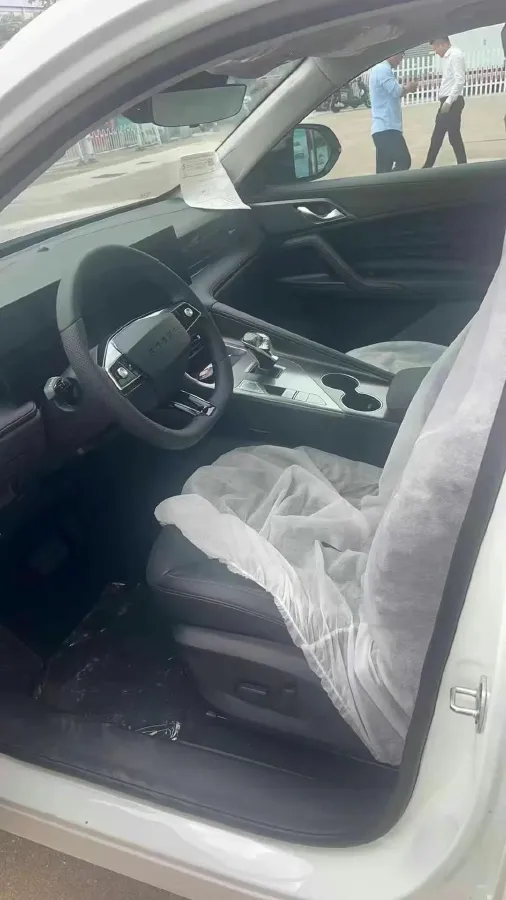 2023 Roewe RX5 1.5T 188HP L4 7DCT,autocango,china used car exporter,china ev exporter,chinese used car exporter,chinese used ev exporter