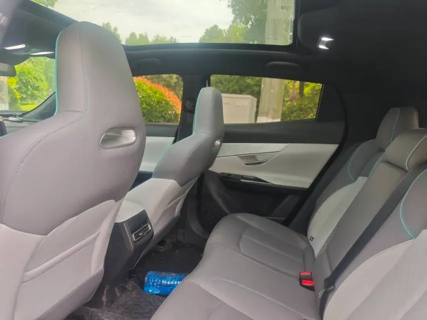 2023 ChangAn UNI-T 1.5T 188HP L4 7DCT,autocango,china used car exporter,china ev exporter,chinese used car exporter,chinese used ev exporter