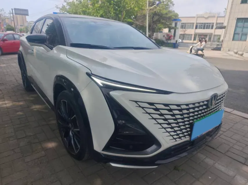 2023 ChangAn UNI-T 1.5T 188HP L4 7DCT,autocango,china used car exporter,china ev exporter,chinese used car exporter,chinese used ev exporter