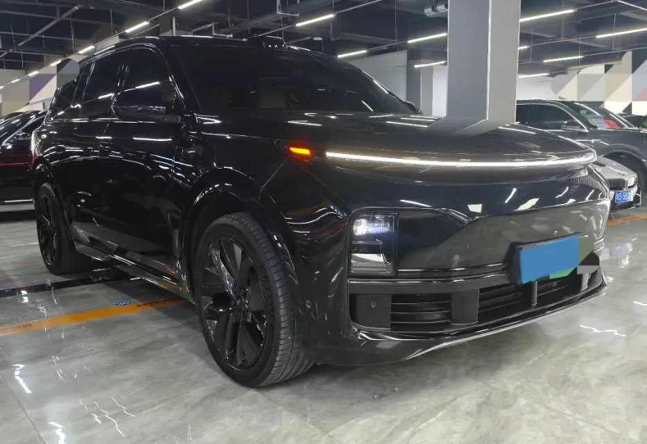 2022 Li L9 Range Extended 154HP REEV 42.6KWH,autocango,china used car exporter,china ev exporter,chinese used car exporter,chinese used ev exporter