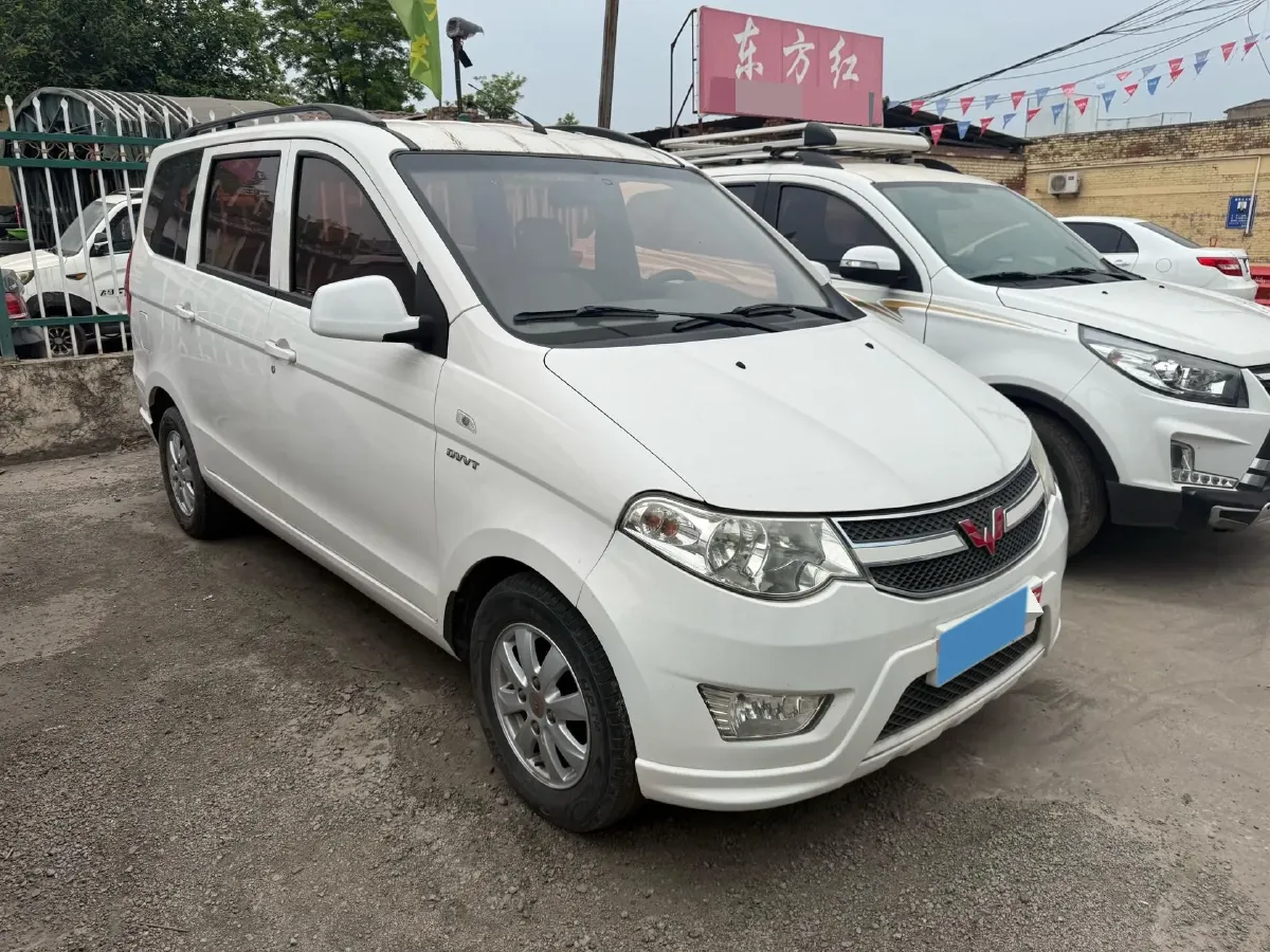 2016 WuLing HongGuang 1.5L 112HP L4 5MT,autocango,china used car exporter,china ev exporter,chinese used car exporter,chinese used ev exporter