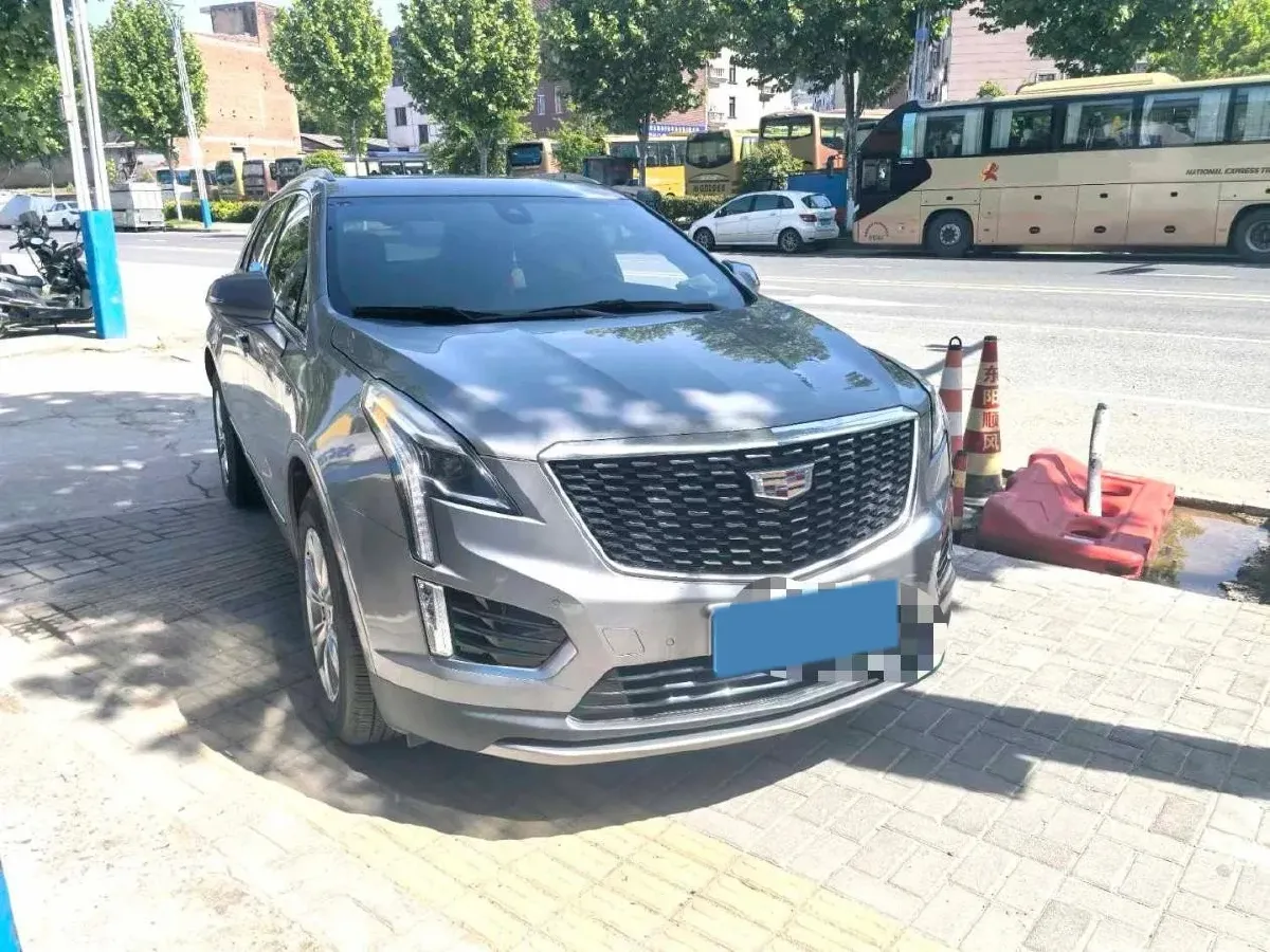 2022 Cadillac XT5 2.0T 237HP L4 9AT,autocango,china used car exporter,china ev exporter,chinese used car exporter,chinese used ev exporter