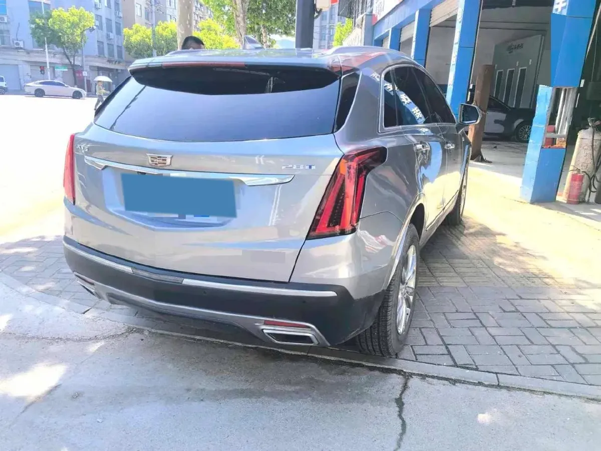 2022 Cadillac XT5 2.0T 237HP L4 9AT,autocango,china used car exporter,china ev exporter,chinese used car exporter,chinese used ev exporter