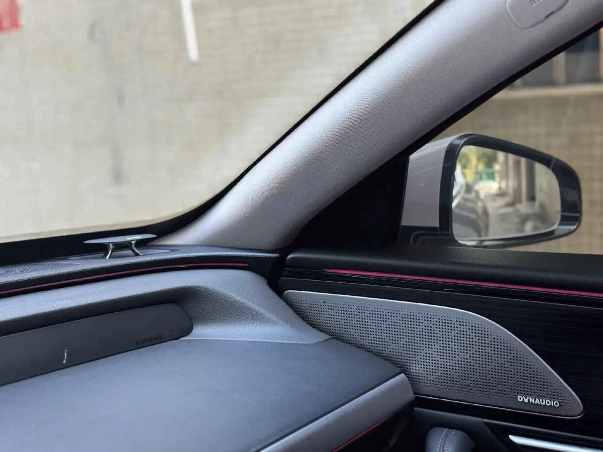 2022 Xpeng P7 BEV 60.2KWH,autocango,china used car exporter,china ev exporter,chinese used car exporter,chinese used ev exporter
