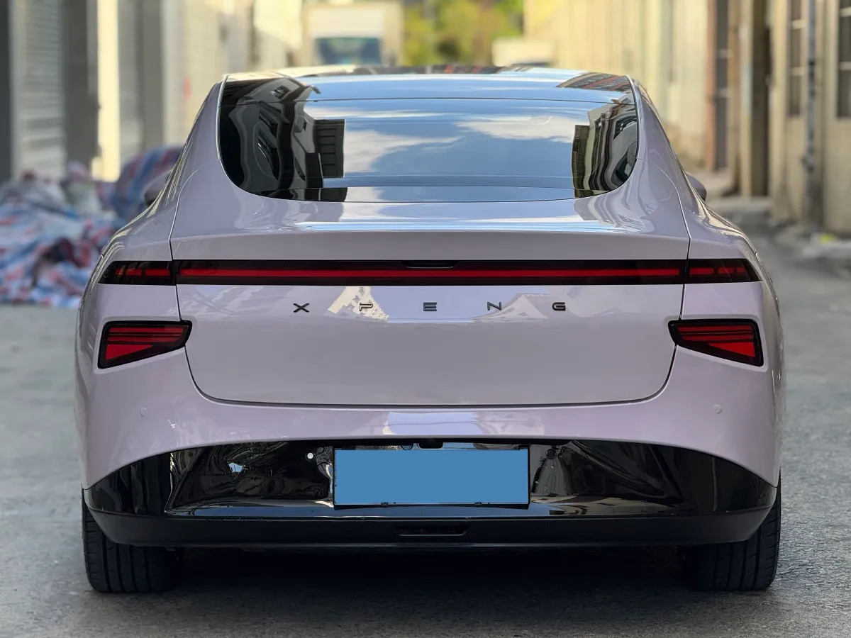2022 Xpeng P7 BEV 60.2KWH,autocango,china used car exporter,china ev exporter,chinese used car exporter,chinese used ev exporter