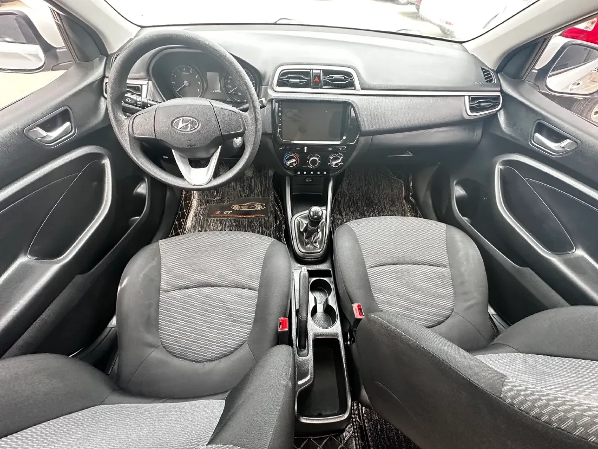 2017 Hyundai Reina 1.4L 95HP L4 5MT,autocango,china used car exporter,china ev exporter,chinese used car exporter,chinese used ev exporter