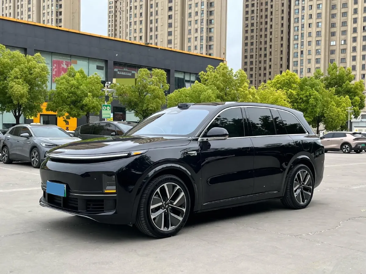 2024 Toyota Granvia 2.5L 189HP L4 E-CVT Hybrid,autocango,china used car exporter,china ev exporter,chinese used car exporter,chinese used ev exporter