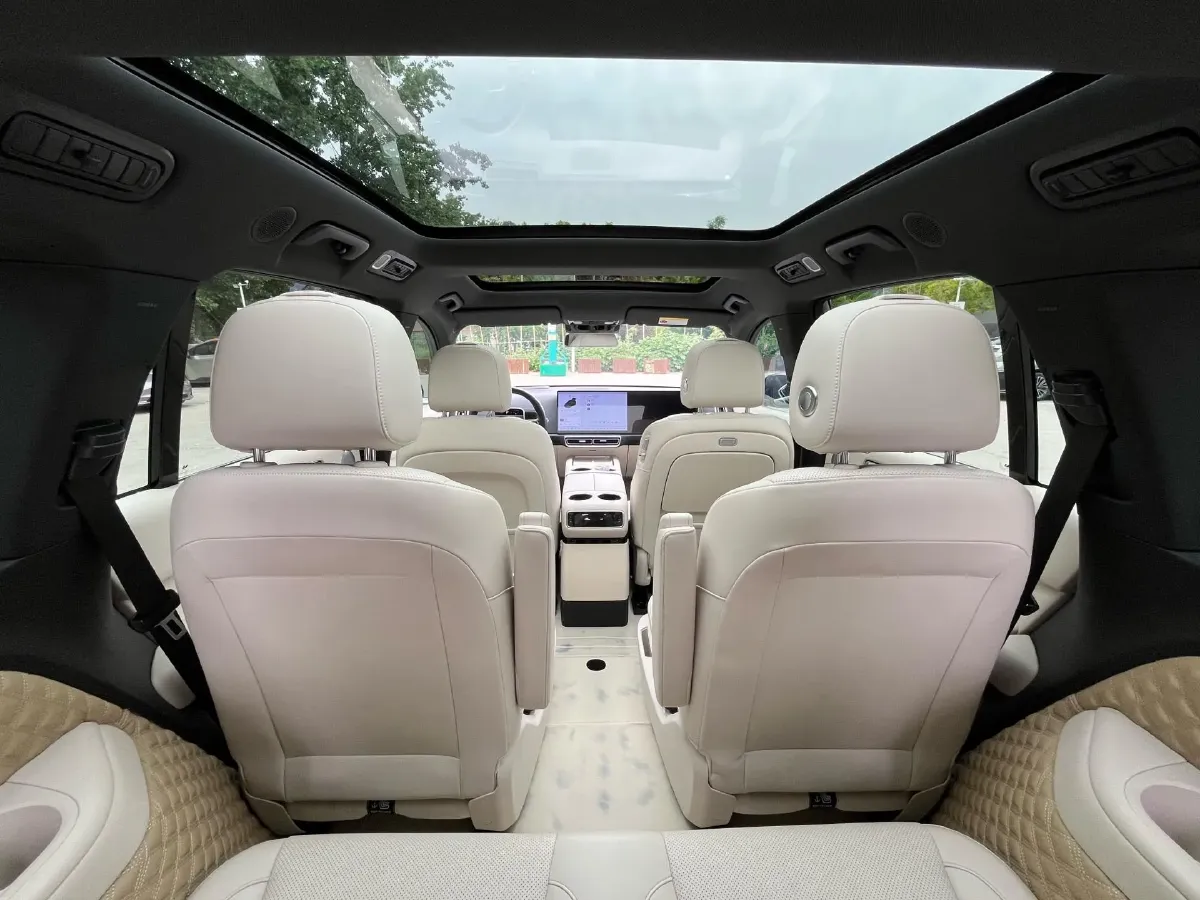 2024 Toyota Granvia 2.5L 189HP L4 E-CVT Hybrid,autocango,china used car exporter,china ev exporter,chinese used car exporter,chinese used ev exporter