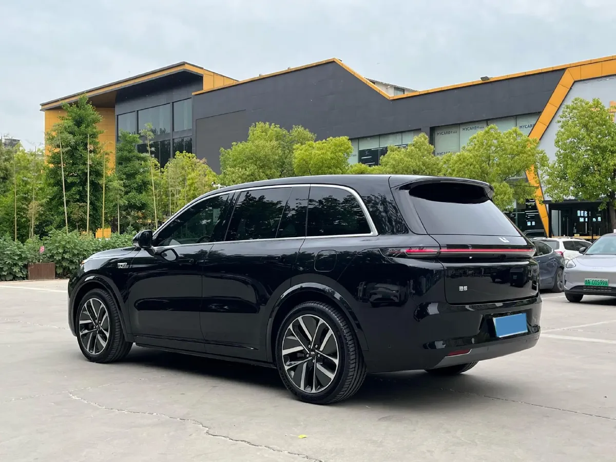 2024 Toyota Granvia 2.5L 189HP L4 E-CVT Hybrid,autocango,china used car exporter,china ev exporter,chinese used car exporter,chinese used ev exporter