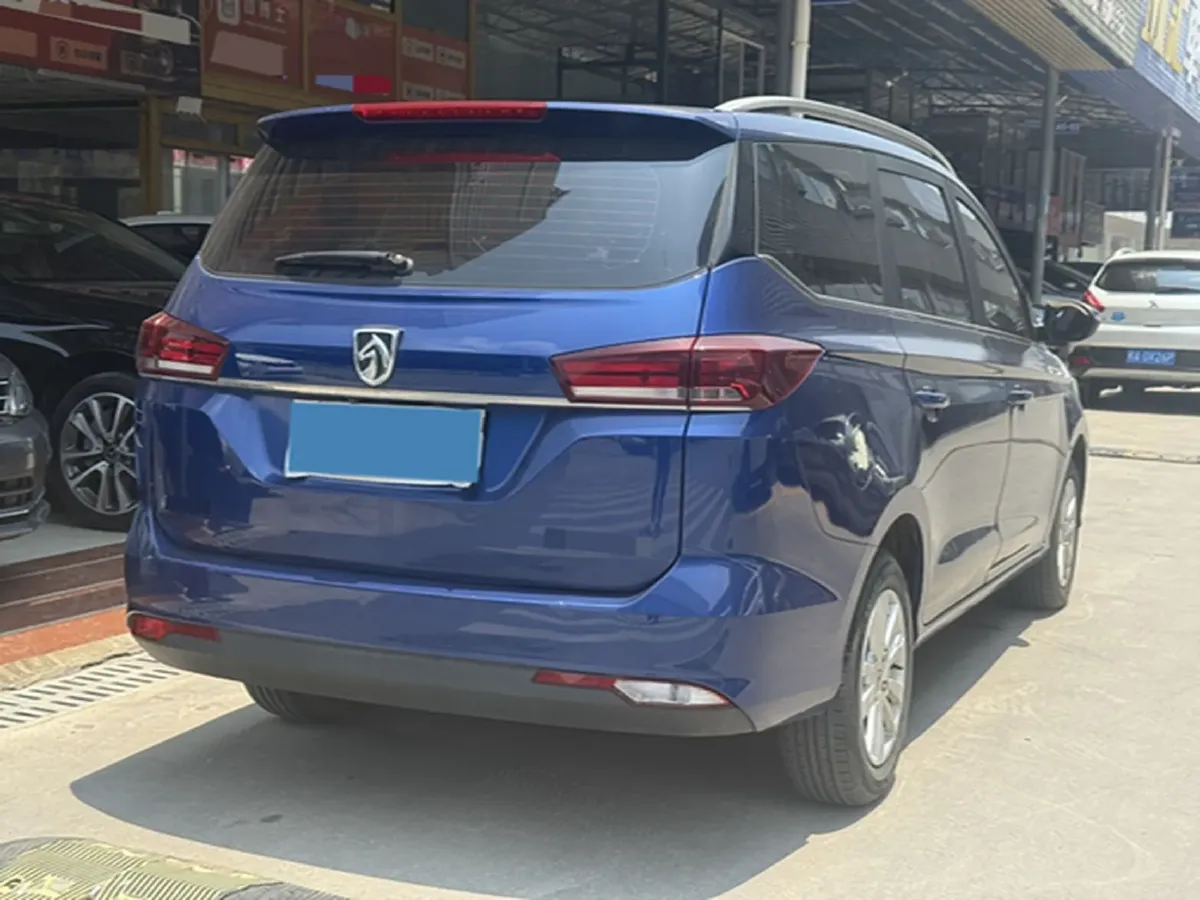 2018 BaoJun 360 1.5L 112HP L4 6MT,autocango,china used car exporter,china ev exporter,chinese used car exporter,chinese used ev exporter