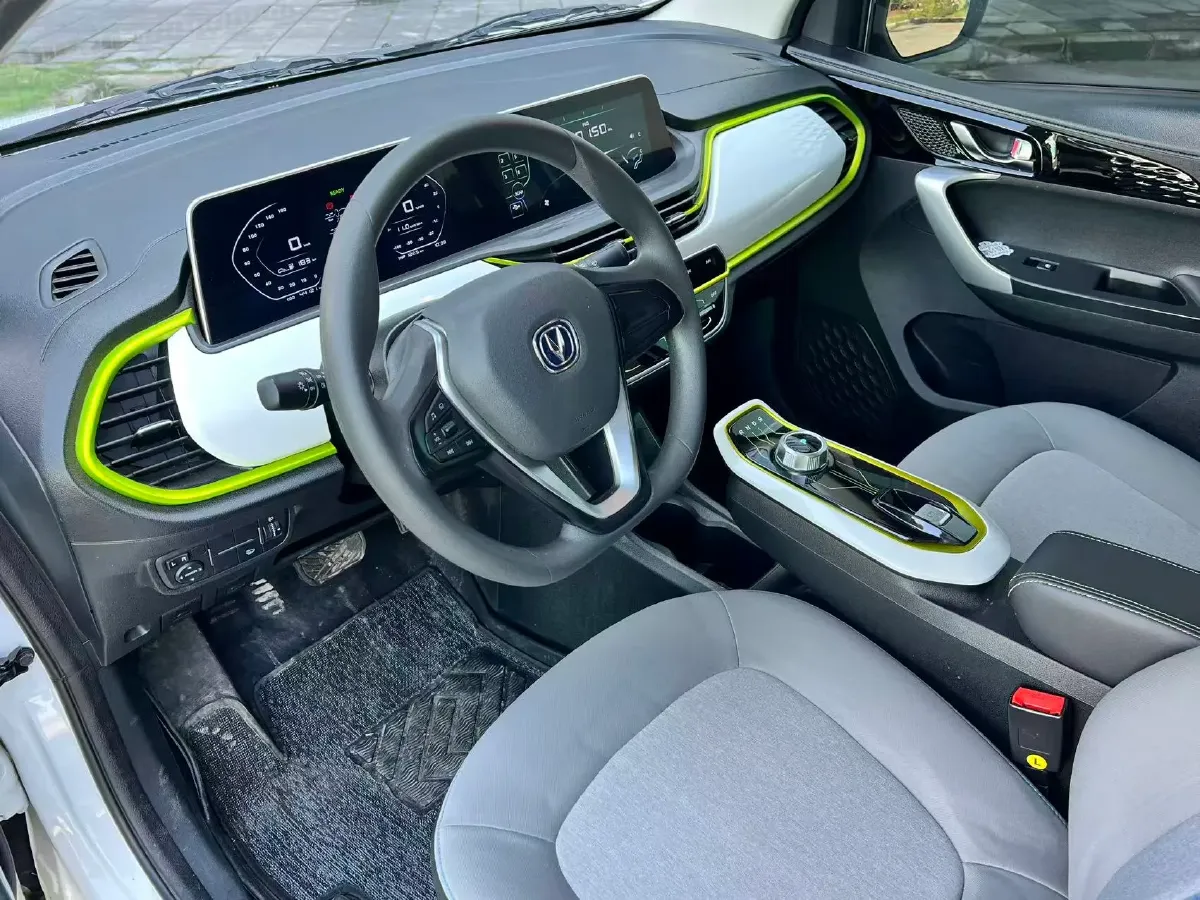 2022 ChangAn BenBen E-Star BEV 31.95KWH,autocango,china used car exporter,china ev exporter,chinese used car exporter,chinese used ev exporter
