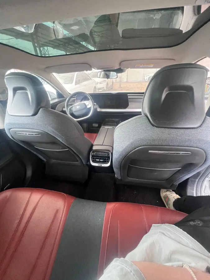 2021 Xpeng P7 BEV 60.2KWH,autocango,china used car exporter,china ev exporter,chinese used car exporter,chinese used ev exporter