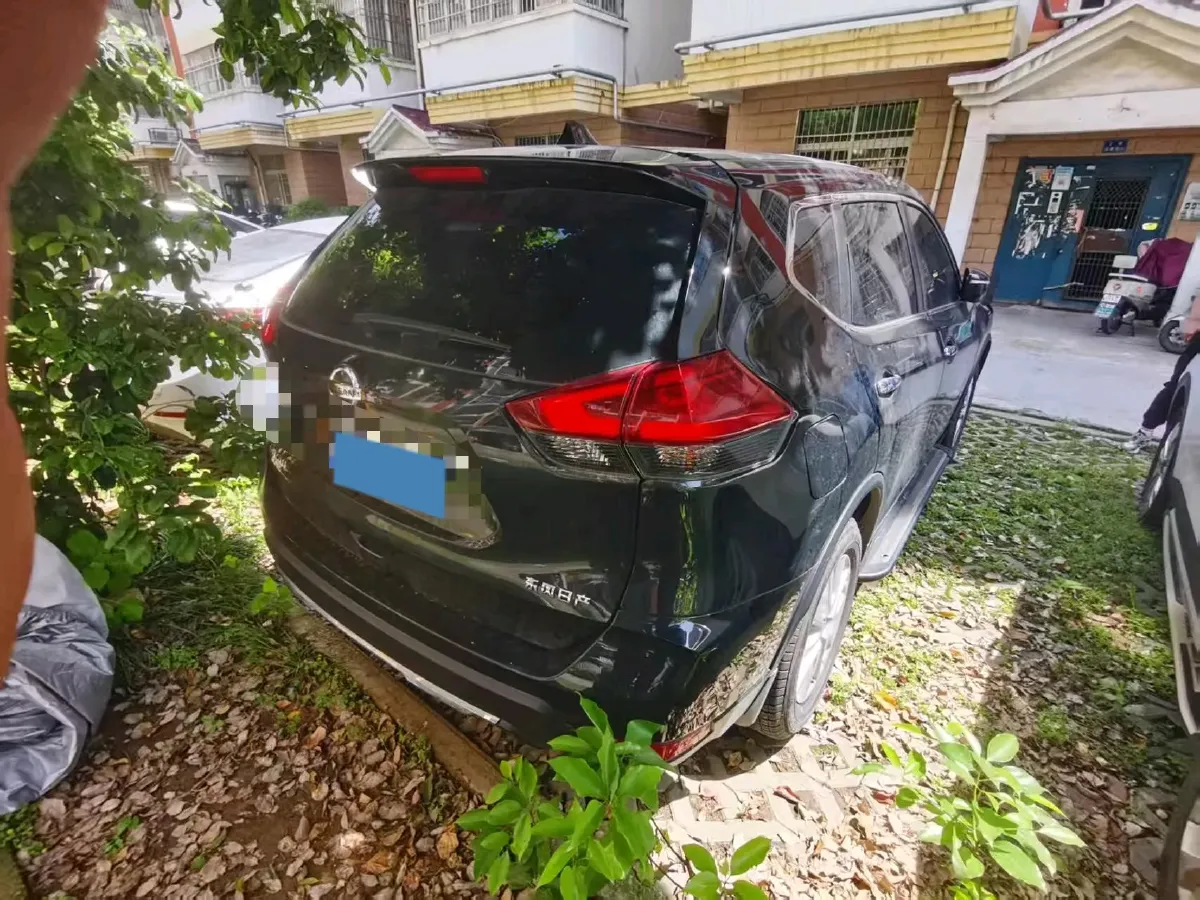2023 Nissan X-Trail 2.0L 151HP L4 CVT,autocango,china used car exporter,china ev exporter,chinese used car exporter,chinese used ev exporter