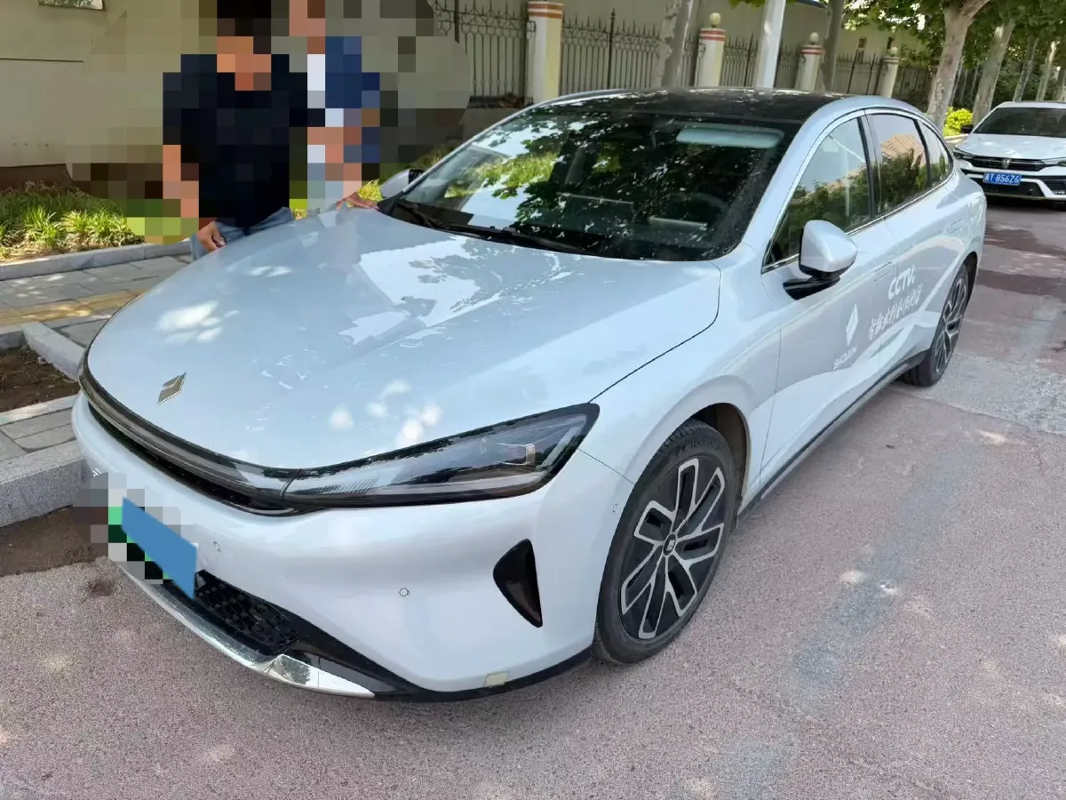 2025 BaoJun XiangJing 1.5T 143HP L4 1DHT PHEV,autocango,china used car exporter,china ev exporter,chinese used car exporter,chinese used ev exporter