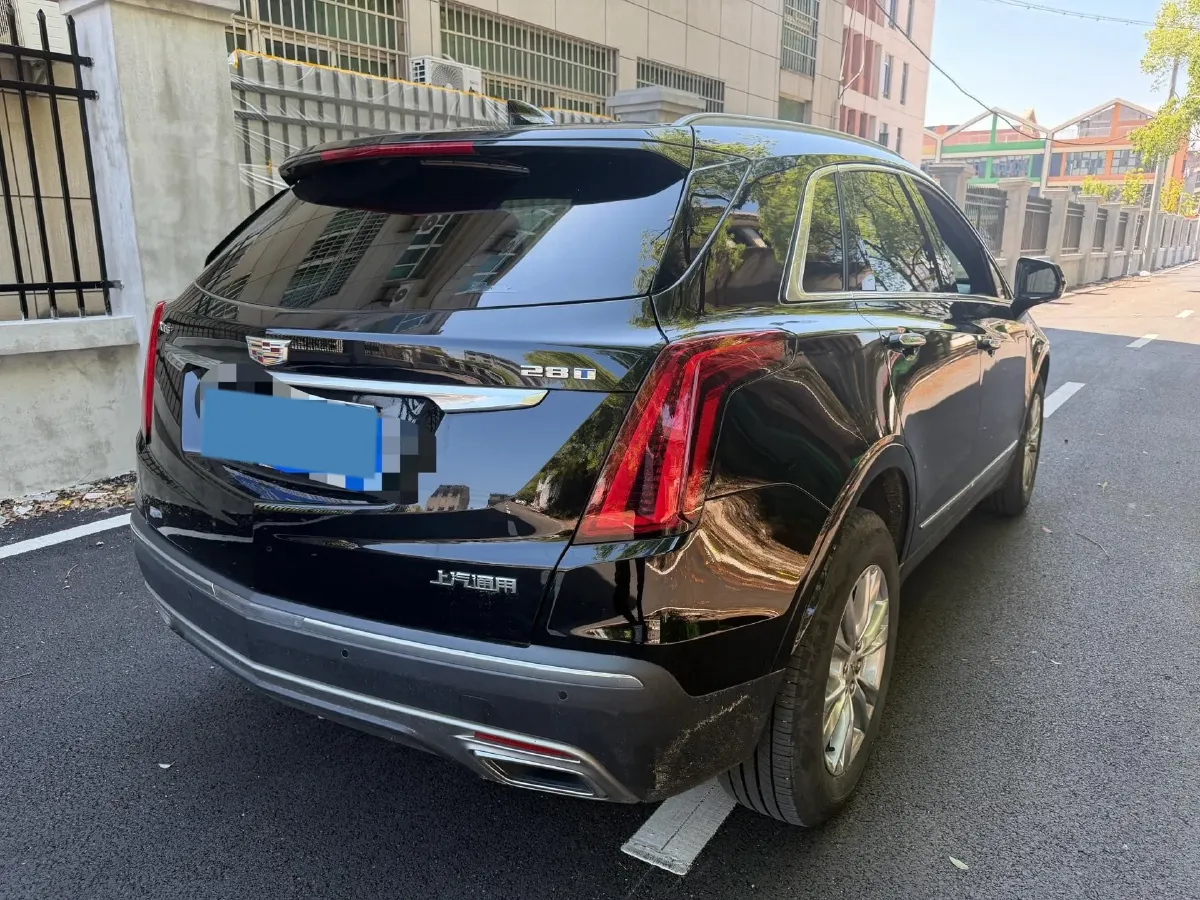 2022 Cadillac XT5 2.0T 237HP L4 9AT,autocango,china used car exporter,china ev exporter,chinese used car exporter,chinese used ev exporter