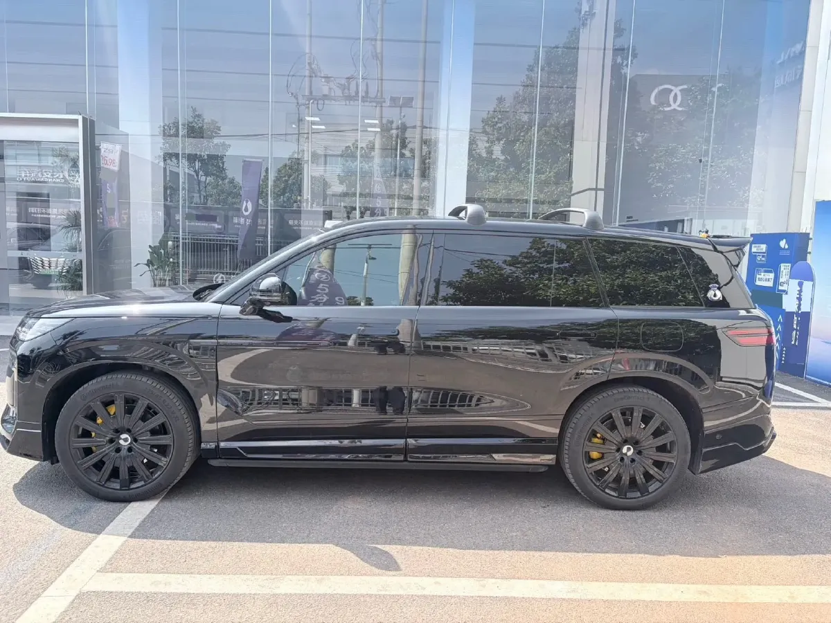 2025 Denza DenzaN9 2.0T 207HP L4 E-CVT PHEV,autocango,china used car exporter,china ev exporter,chinese used car exporter,chinese used ev exporter