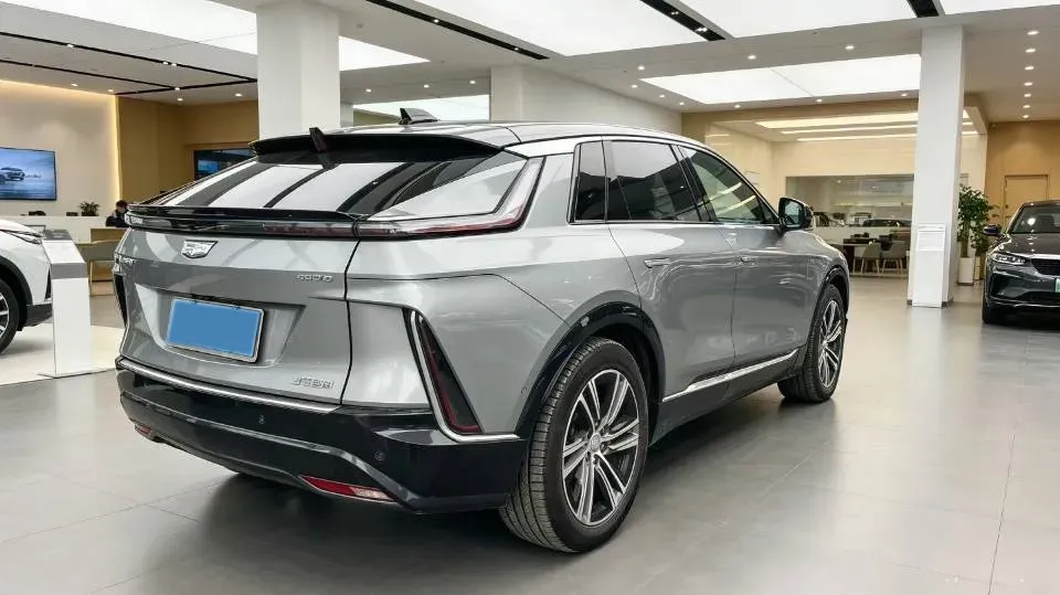 2022 Cadillac IQ Lyriq BEV 95.7KWH,autocango,china used car exporter,china ev exporter,chinese used car exporter,chinese used ev exporter