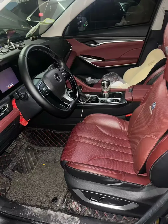 2022 ChangAn CS75 Plus 1.5T 178HP L4 6AT,autocango,china used car exporter,china ev exporter,chinese used car exporter,chinese used ev exporter