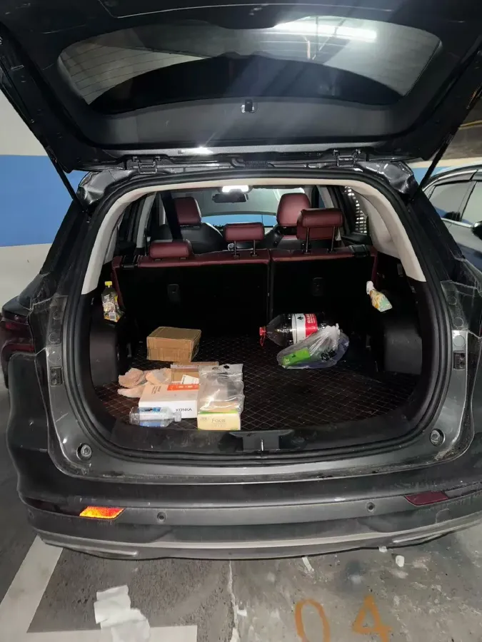2022 ChangAn CS75 Plus 1.5T 178HP L4 6AT,autocango,china used car exporter,china ev exporter,chinese used car exporter,chinese used ev exporter