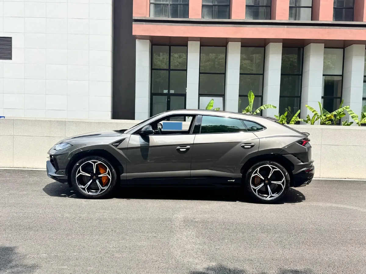 2023 Lamborghini Urus 4.0T 641HP V8 8AT,autocango,china used car exporter,china ev exporter,chinese used car exporter,chinese used ev exporter