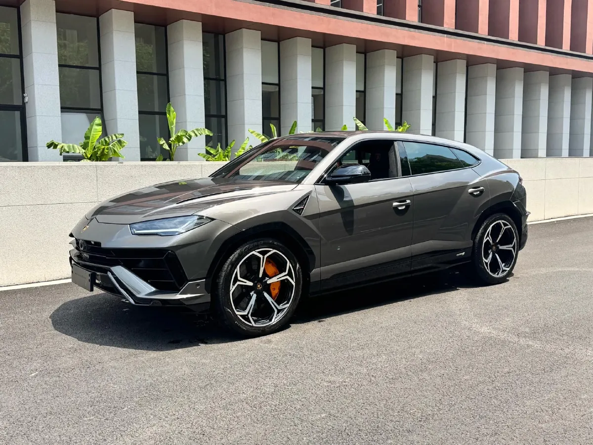 2023 Lamborghini Urus 4.0T 641HP V8 8AT,autocango,china used car exporter,china ev exporter,chinese used car exporter,chinese used ev exporter