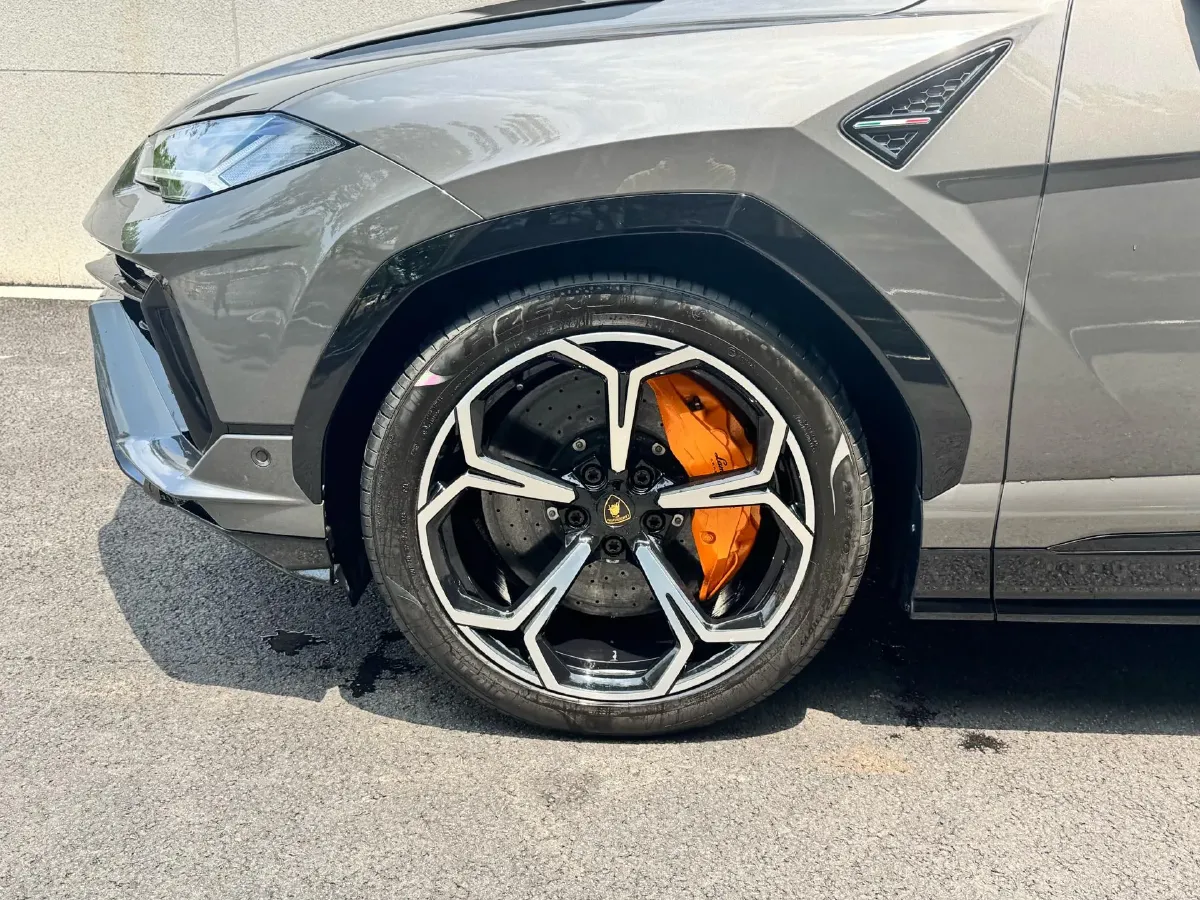 2023 Lamborghini Urus 4.0T 641HP V8 8AT,autocango,china used car exporter,china ev exporter,chinese used car exporter,chinese used ev exporter