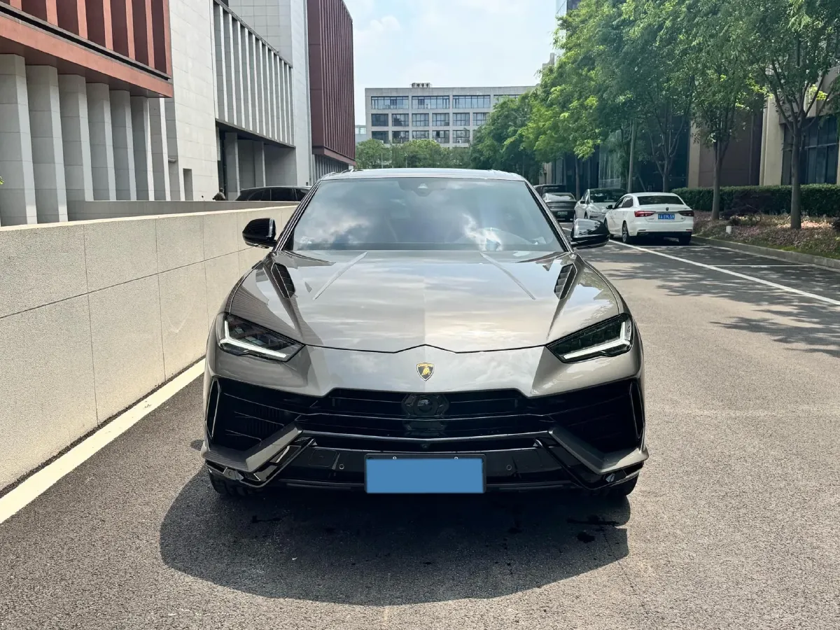 2023 Lamborghini Urus 4.0T 641HP V8 8AT,autocango,china used car exporter,china ev exporter,chinese used car exporter,chinese used ev exporter