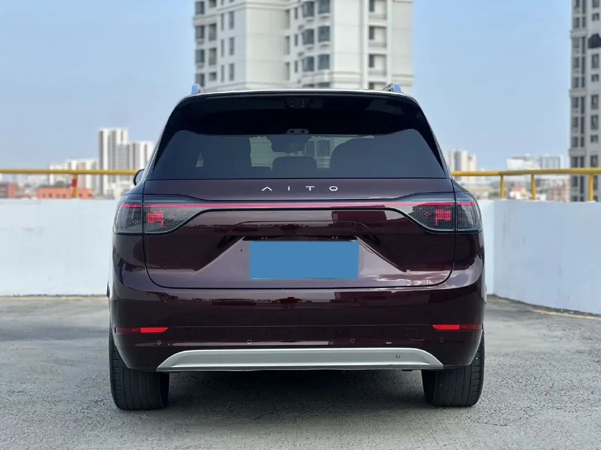 2025 AITO AITO M9 REEV 160HP REEV 52KWH,autocango,china used car exporter,china ev exporter,chinese used car exporter,chinese used ev exporter