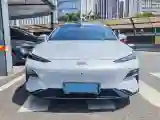 2025 Geely Galaxy E8 BEV 76KWH