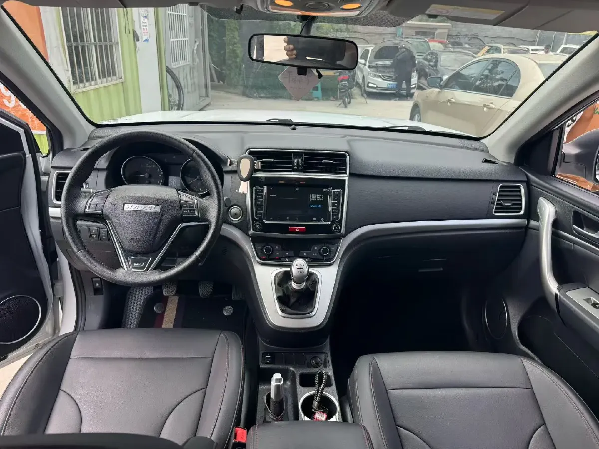 2019 Haval M6 1.5T 150HP L4 6MT,autocango,china used car exporter,china ev exporter,chinese used car exporter,chinese used ev exporter