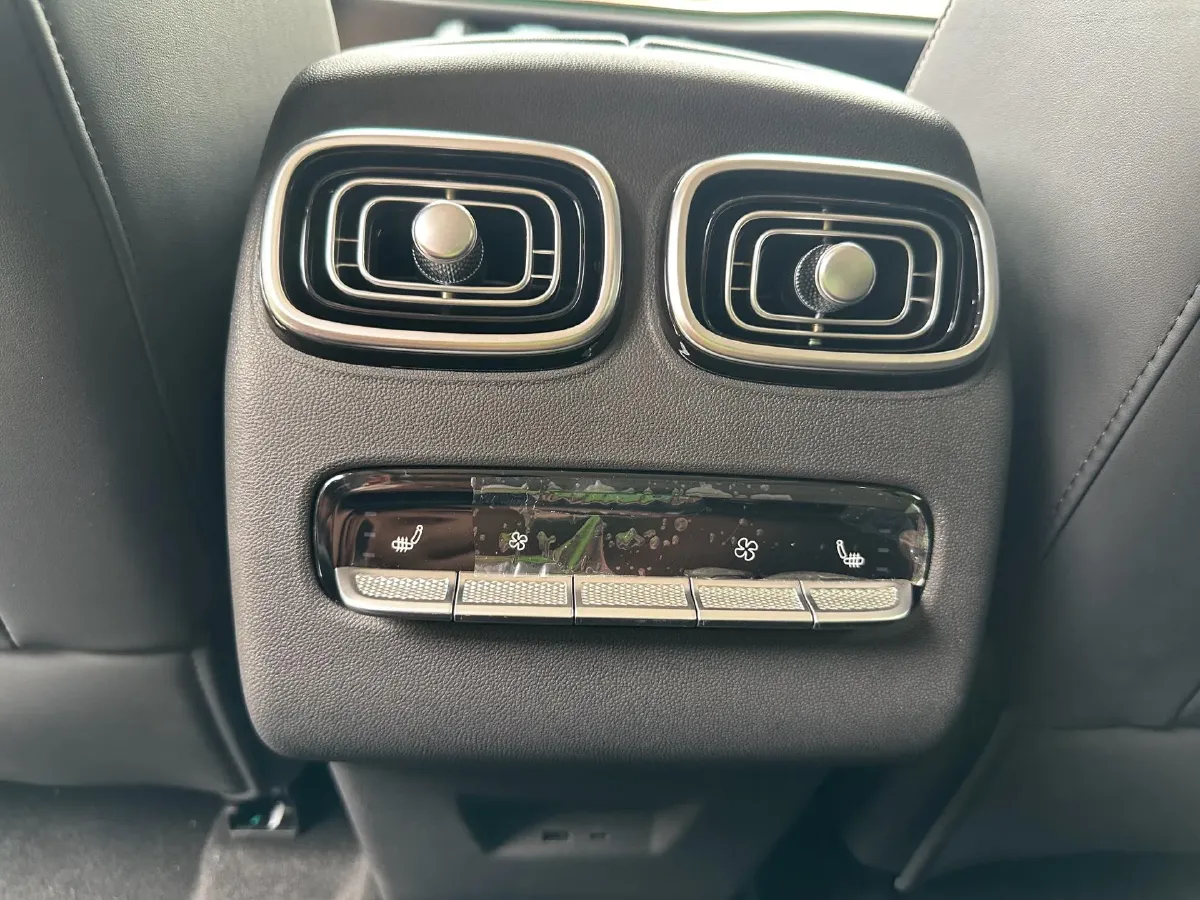 2023 Chery Tiggo 9 2.0T 261HP L4 7DCT,autocango,china used car exporter,china ev exporter,chinese used car exporter,chinese used ev exporter