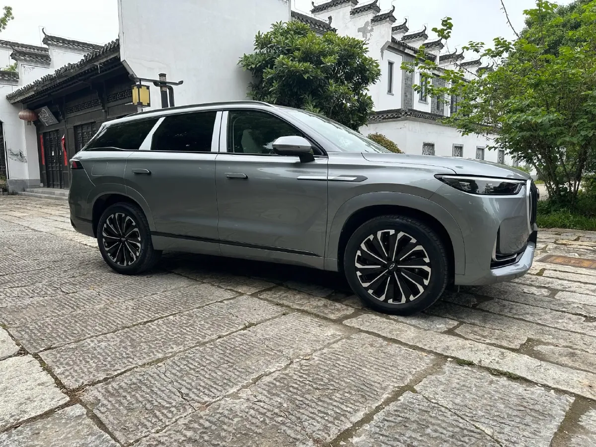 2023 Chery Tiggo 9 2.0T 261HP L4 7DCT,autocango,china used car exporter,china ev exporter,chinese used car exporter,chinese used ev exporter