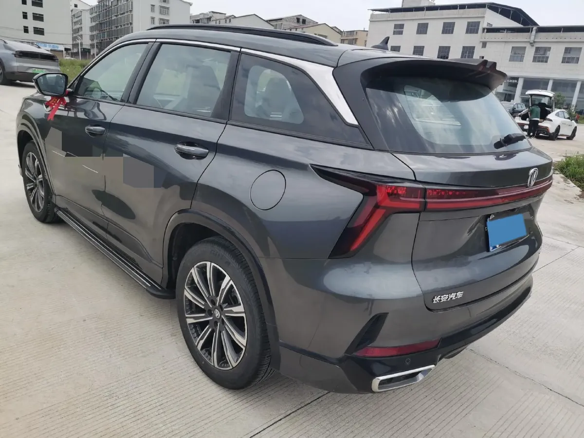 2024 ChangAn CS75 Plus 1.5T 188HP L4 8AT,autocango,china used car exporter,china ev exporter,chinese used car exporter,chinese used ev exporter