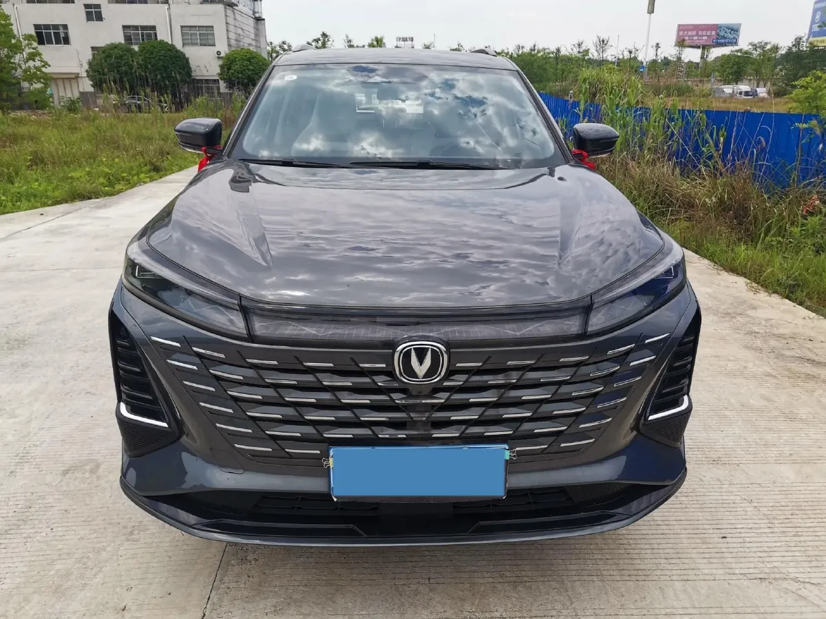 2024 ChangAn CS75 Plus 1.5T 188HP L4 8AT,autocango,china used car exporter,china ev exporter,chinese used car exporter,chinese used ev exporter