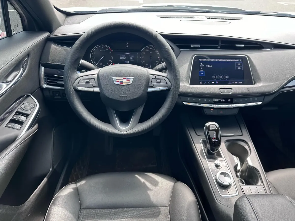 2020 Cadillac XT4 2.0T 241HP L4 9AT,autocango,china used car exporter,china ev exporter,chinese used car exporter,chinese used ev exporter