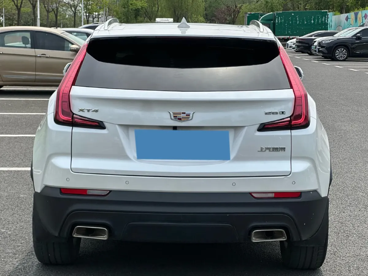 2020 Cadillac XT4 2.0T 241HP L4 9AT,autocango,china used car exporter,china ev exporter,chinese used car exporter,chinese used ev exporter