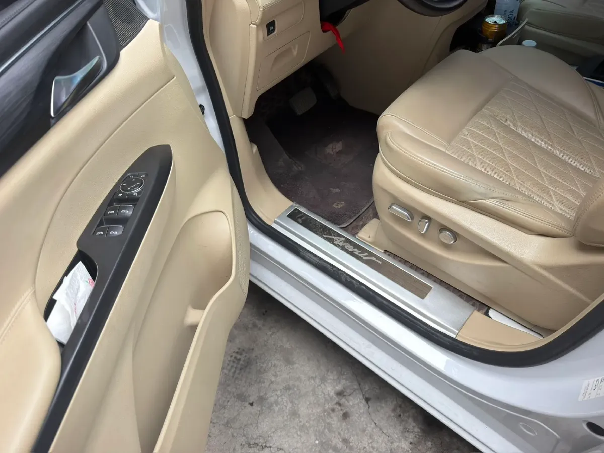 2022 Buick GL8 2.0T 237HP L4 9AT,autocango,china used car exporter,china ev exporter,chinese used car exporter,chinese used ev exporter