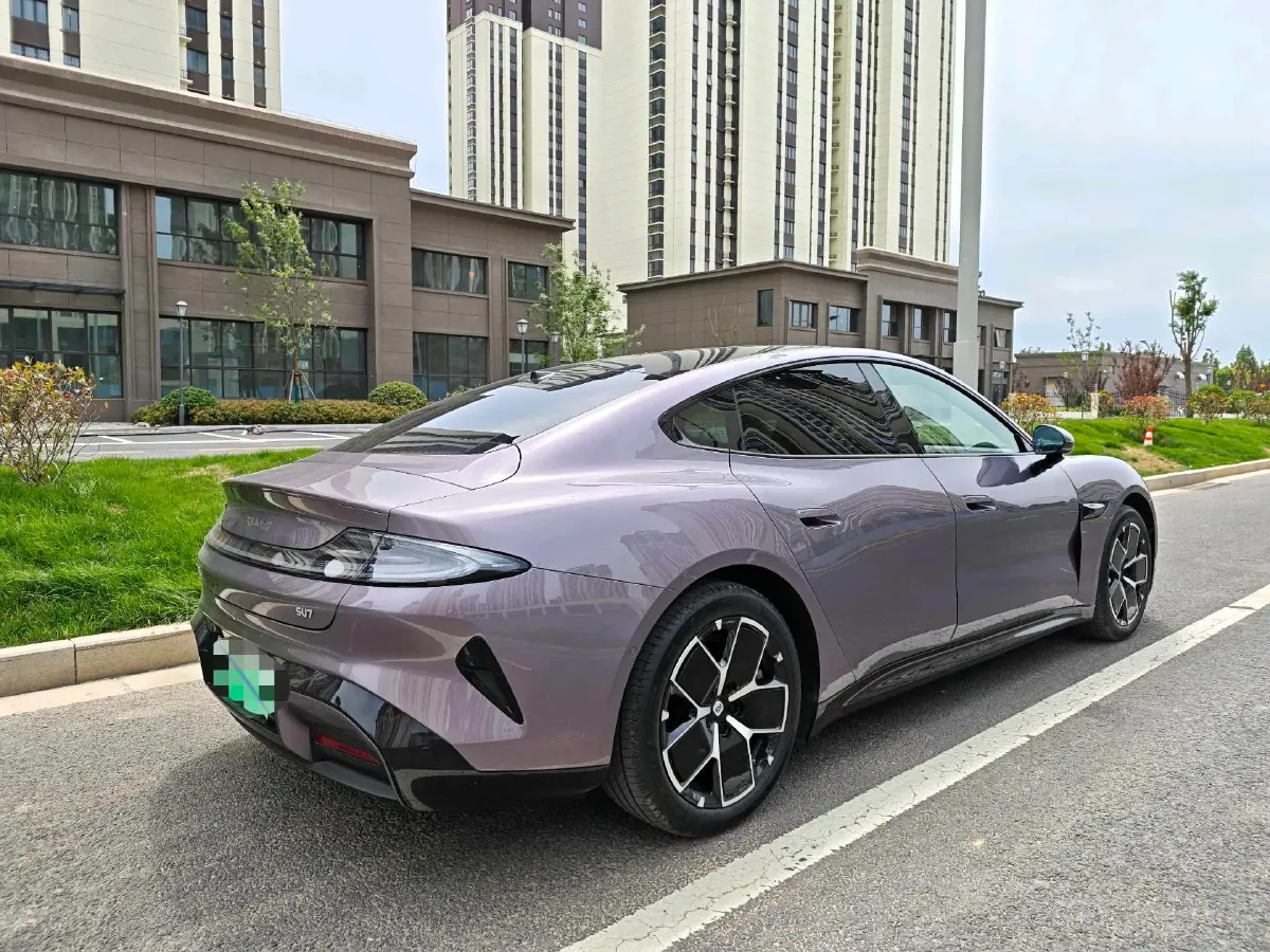 2024 MI SU7 BEV 73.6KWH,autocango,china used car exporter,china ev exporter,chinese used car exporter,chinese used ev exporter