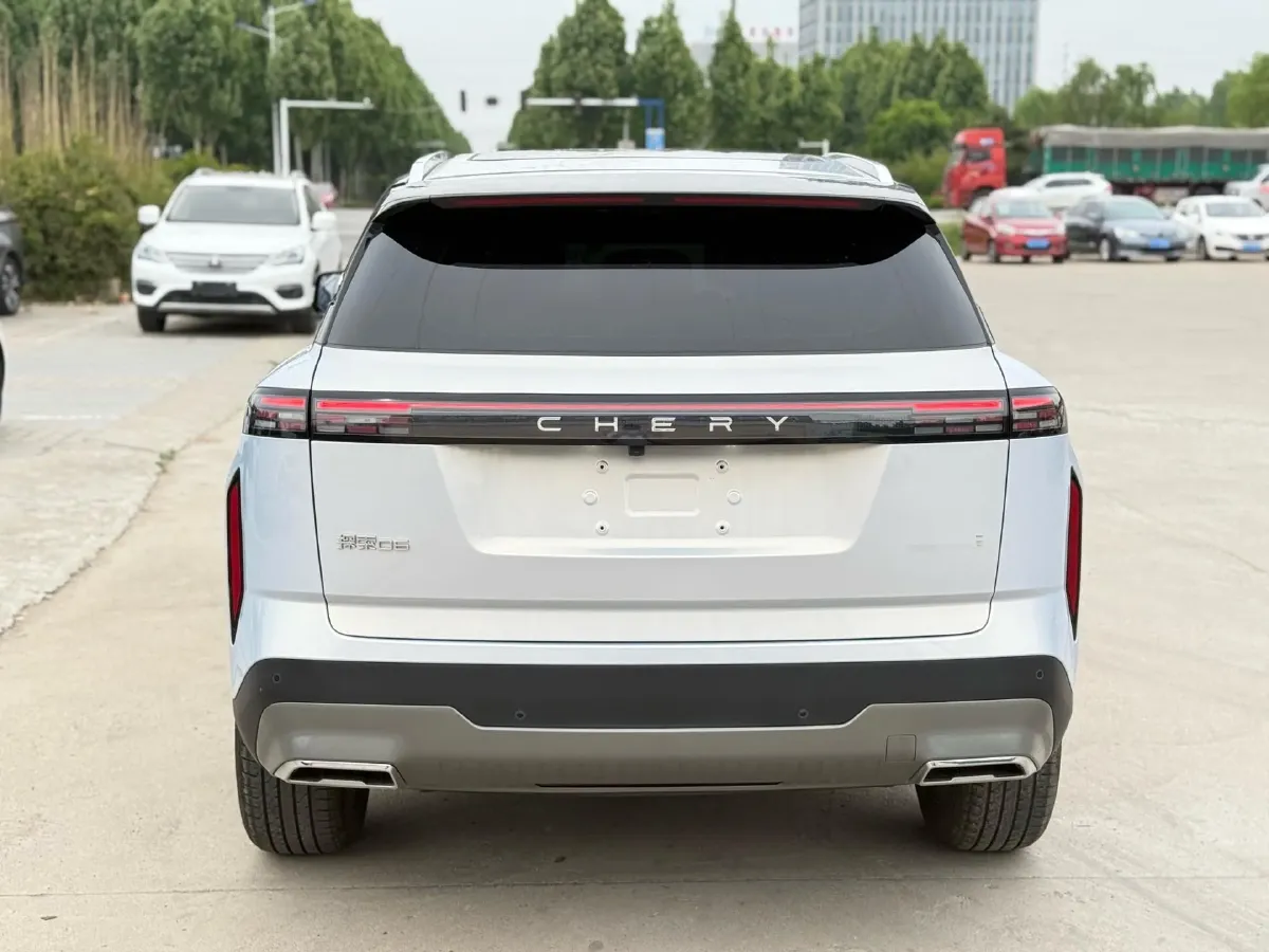 2023 Chery Exploration 06 1.6T 197HP L4 7DCT,autocango,china used car exporter,china ev exporter,chinese used car exporter,chinese used ev exporter