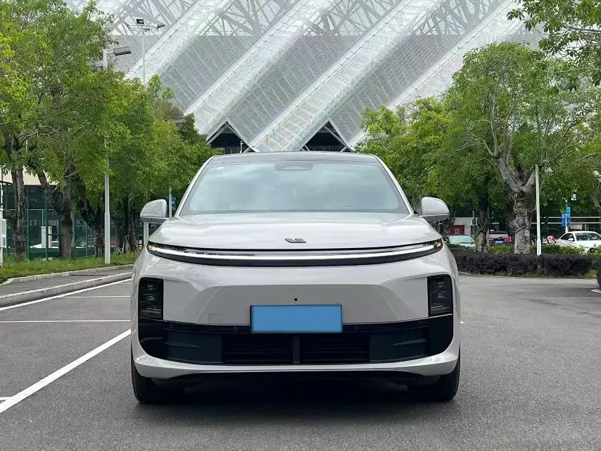 2024 Li L6 Range Extended 154HP L4 REEV 36.8KWH,autocango,china used car exporter,china ev exporter,chinese used car exporter,chinese used ev exporter