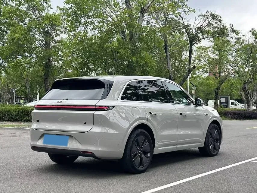 2024 Li L6 Range Extended 154HP L4 REEV 36.8KWH,autocango,china used car exporter,china ev exporter,chinese used car exporter,chinese used ev exporter