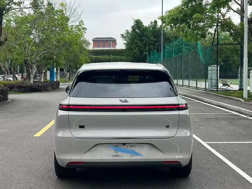 2024 Li L6 Range Extended 154HP L4 REEV 36.8KWH,autocango,china used car exporter,china ev exporter,chinese used car exporter,chinese used ev exporter