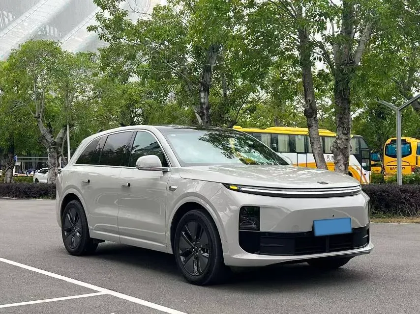 2024 Li L6 Range Extended 154HP L4 REEV 36.8KWH,autocango,china used car exporter,china ev exporter,chinese used car exporter,chinese used ev exporter