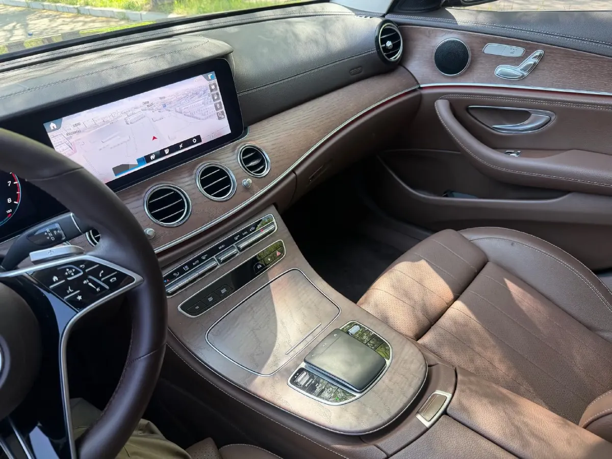 2022 Mercedes-Benz GLC Class 2.0T 258HP L4 9AT,autocango,china used car exporter,china ev exporter,chinese used car exporter,chinese used ev exporter