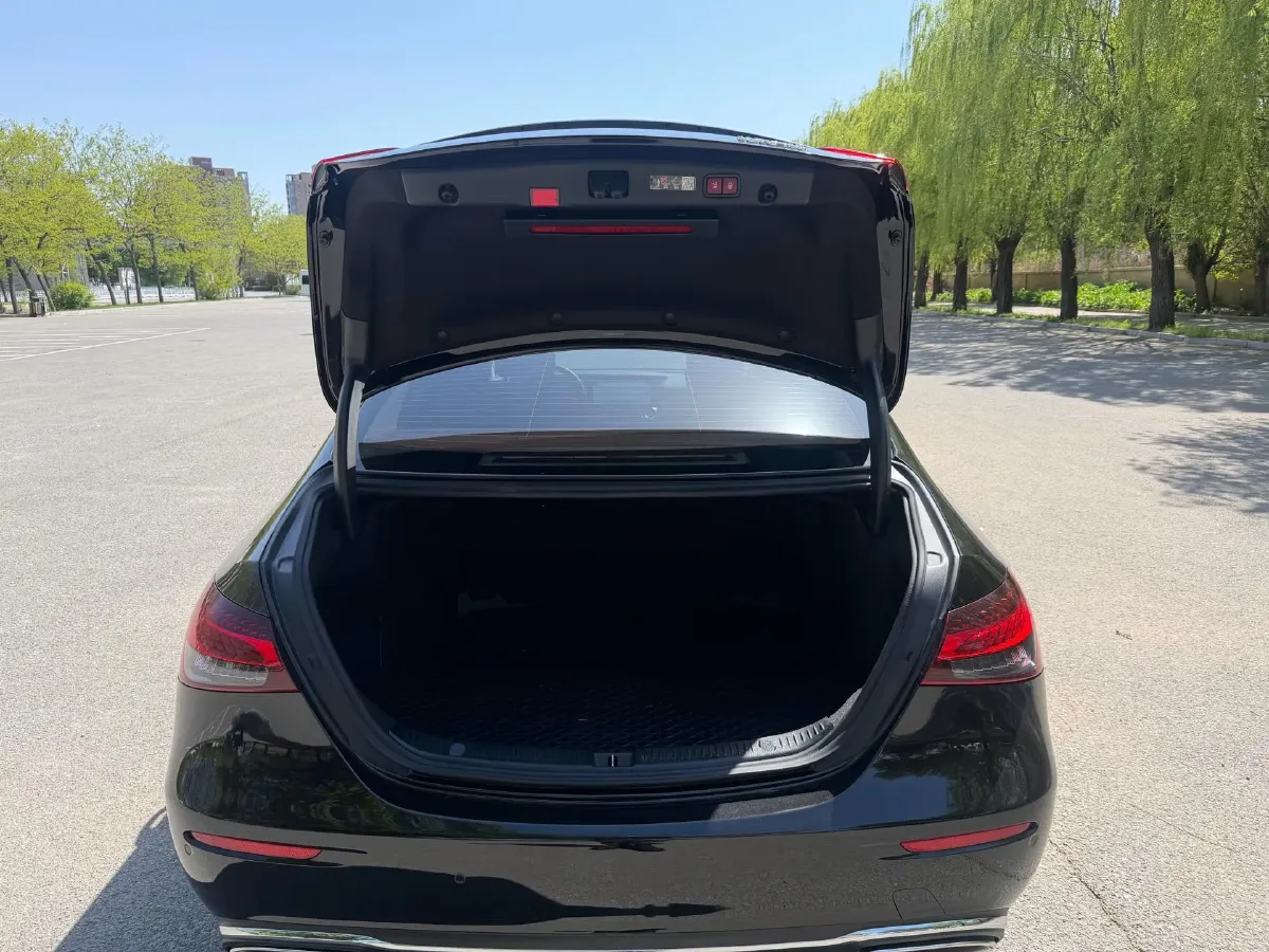 2022 Mercedes-Benz GLC Class 2.0T 258HP L4 9AT,autocango,china used car exporter,china ev exporter,chinese used car exporter,chinese used ev exporter