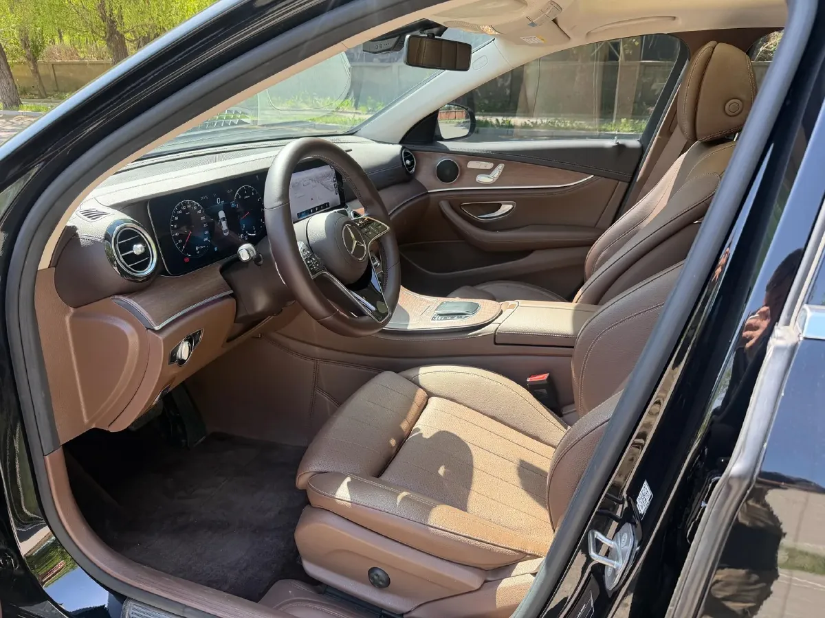 2022 Mercedes-Benz GLC Class 2.0T 258HP L4 9AT,autocango,china used car exporter,china ev exporter,chinese used car exporter,chinese used ev exporter